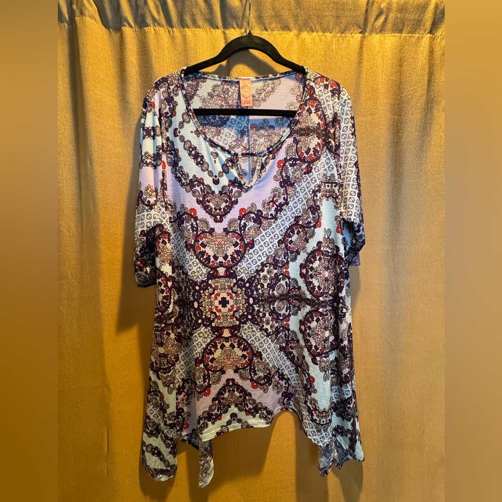 Honeyme Floral Abstract Keyhole Tunic